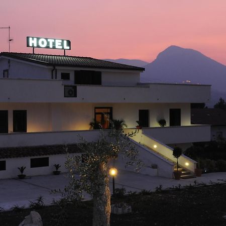 Hotel Vittoria Benevento Buitenkant foto